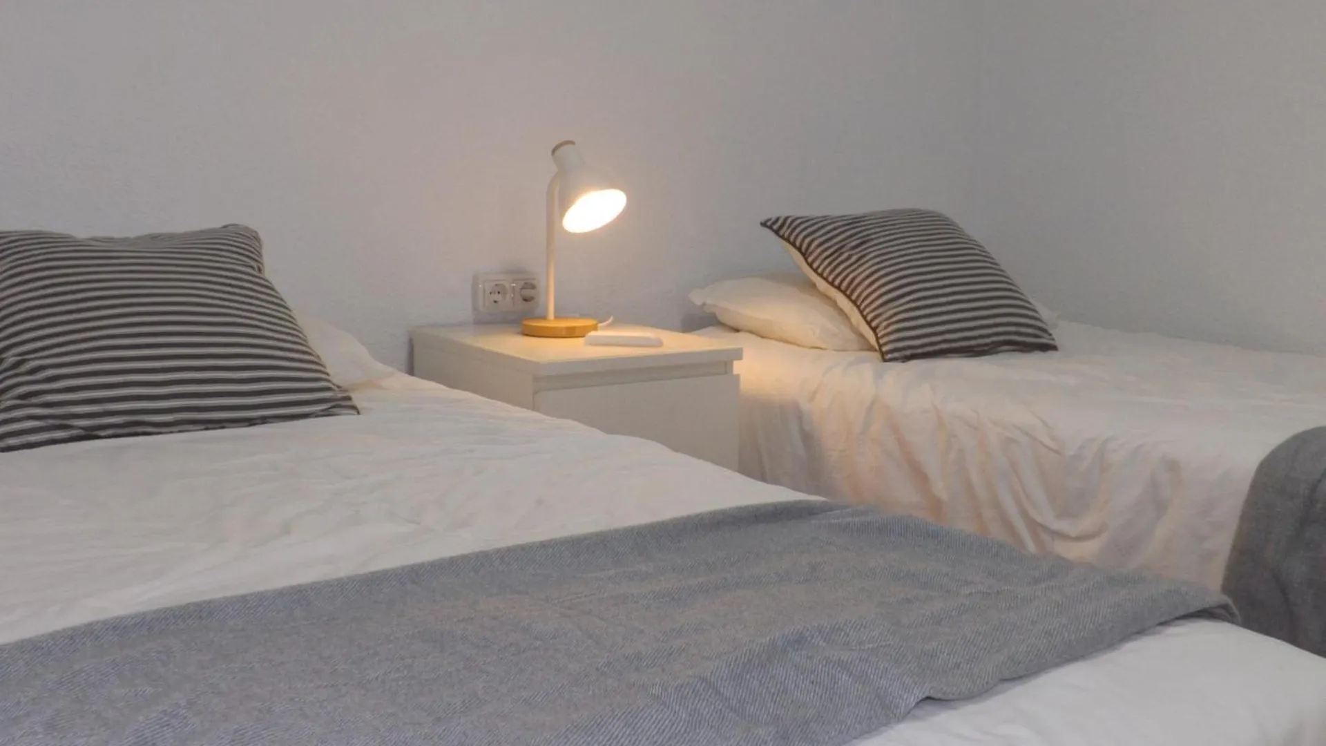 Apartamento Beachfaro Junto A La Playa Torre Del Mar Apartment